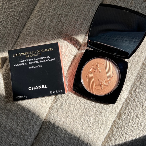 CHANEL Other - Chanel Oversize Illuminating Powder